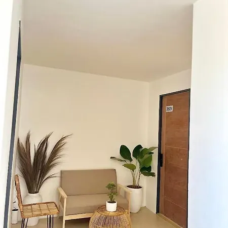 New Modern Suite Near Airport & Beach Sudtungan Exterior photo